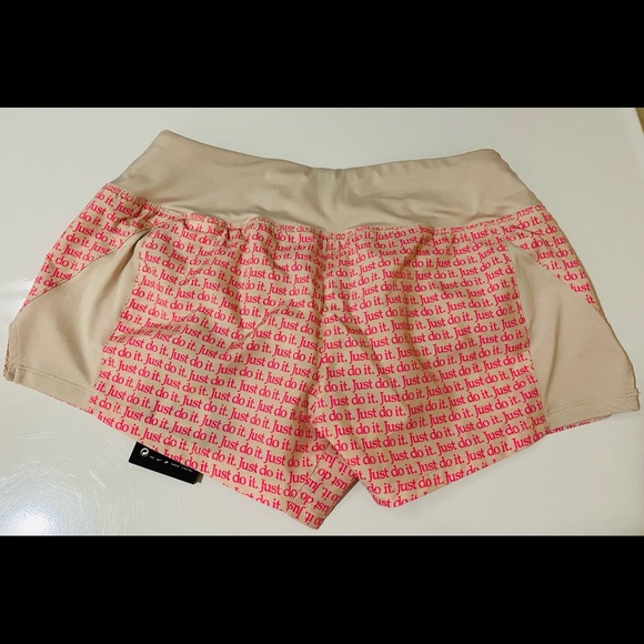 Nike dry fit shorts NWT size small - Picture 5 of 5